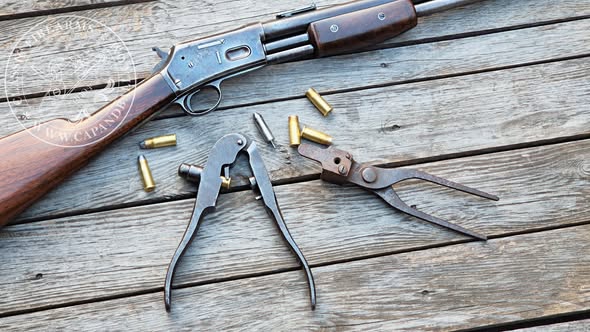How cowboys reloaded on the field with the Winchester 1882 handtool?