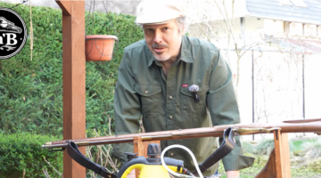 How to clean a full stock muzzle loading rifle in 5 minutes?